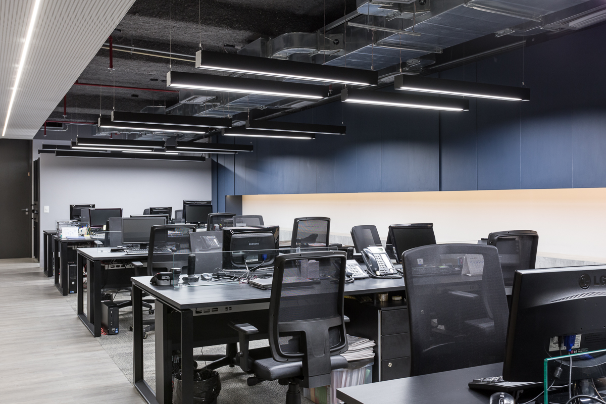 Escritório em planta aberta — Escritório Itaim