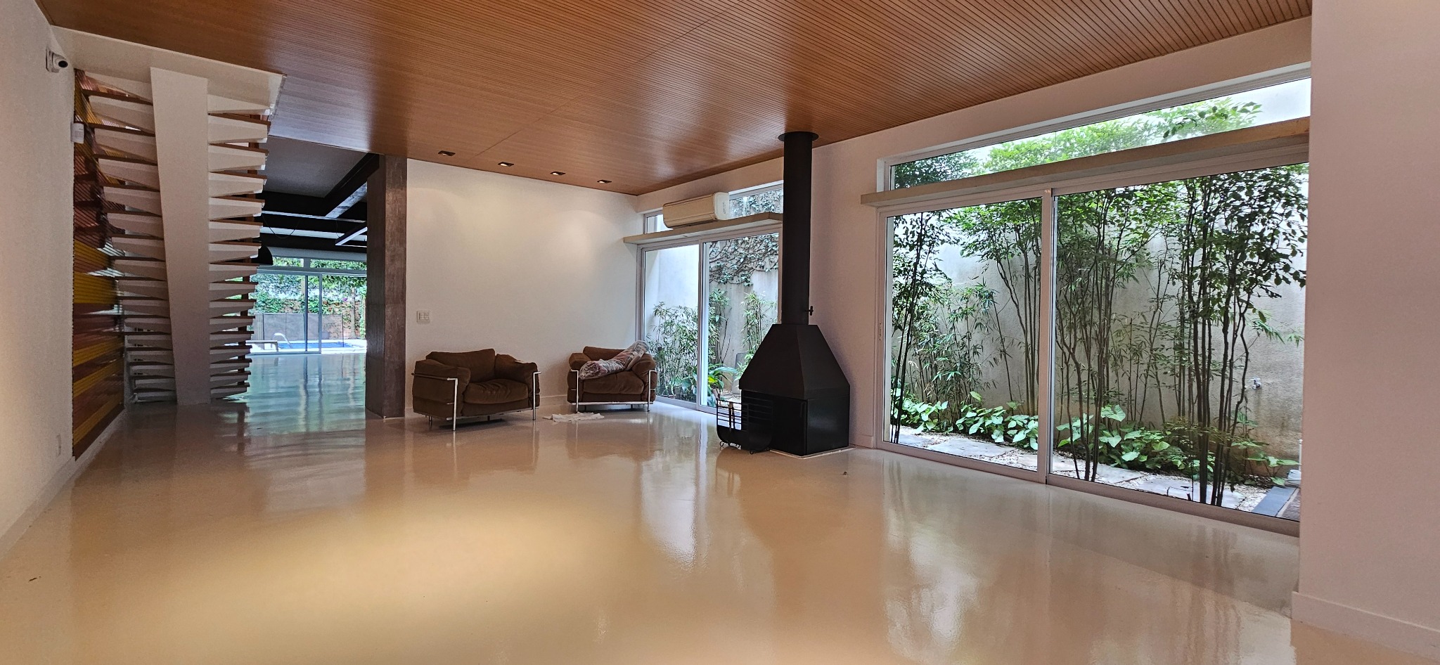 Living integrado ao jardim — Casa Vila Nova Conceição
